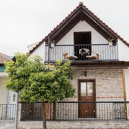 Tianna House Nea Iraklitsa